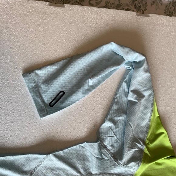 RLAGED Women's Sports shirt UPF50 - Picture 5 of 10